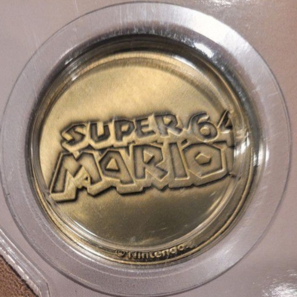 Three piece super Mario Bros bros collectible coin set. Free shipping - Picture 2 of 11